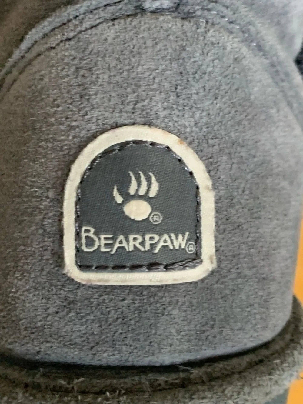 BEARPAW Women’s “Emma” Gray Suede Sheepskin Sherpa Lined Short Pull On Boots
